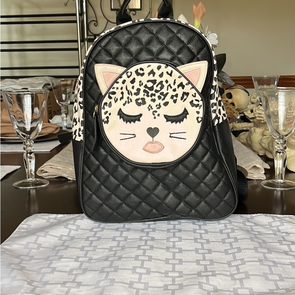 Luv Betsey Johnson Backpack Leopard Cat Small Bag Purse Quilted lack White